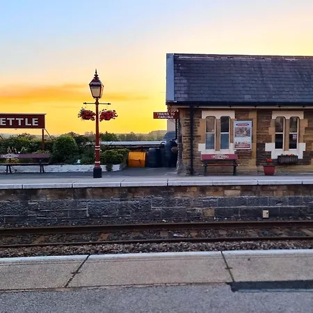 Woodstock Cottage, Settle, Yorkshire Dales *