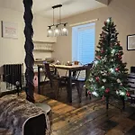 Woodstock Cottage, Settle, Yorkshire Dales