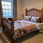 Woodstock Cottage, Settle, Yorkshire Dales *