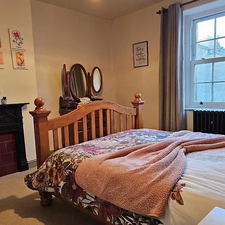 Woodstock Cottage, Settle, Yorkshire Dales